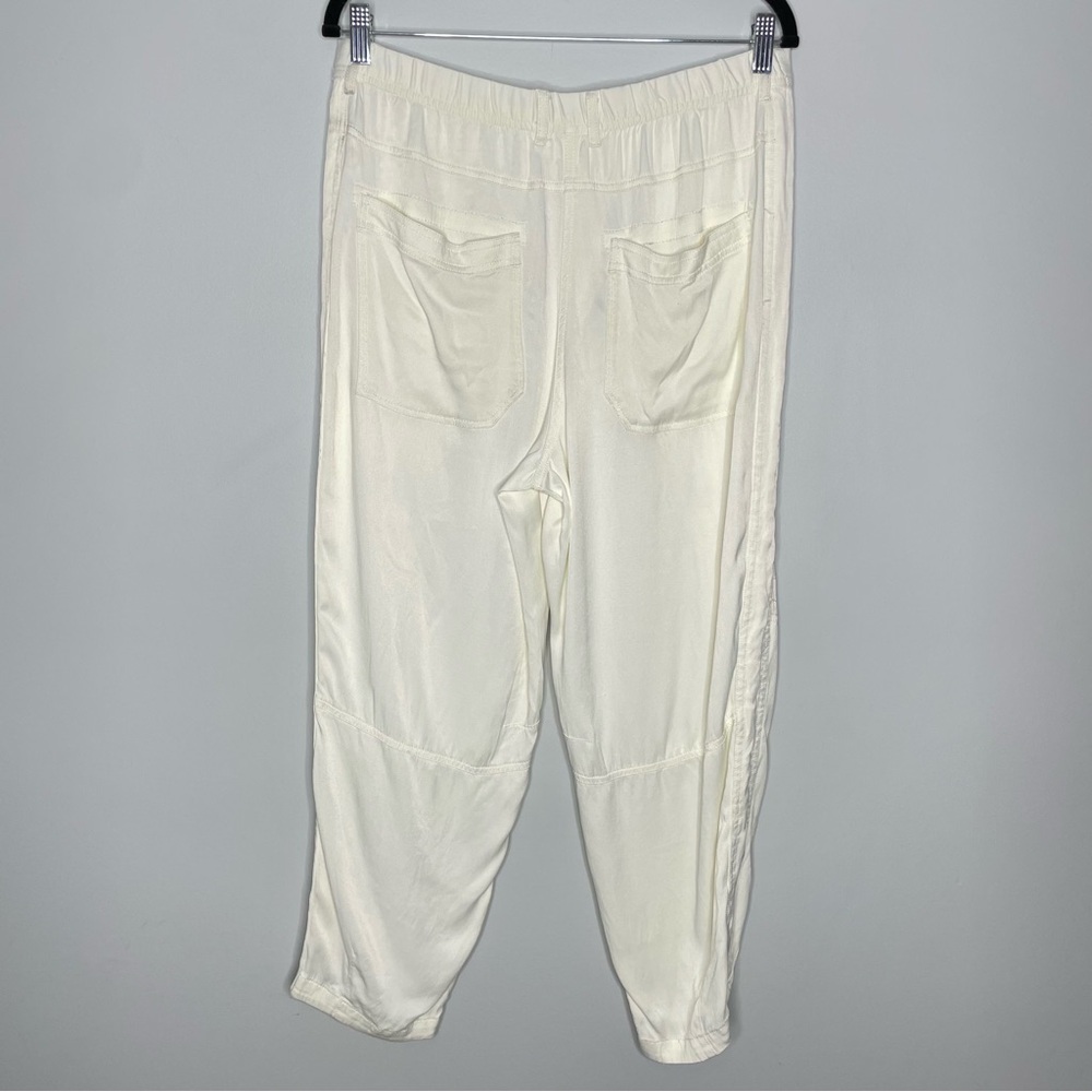 Anthropologie Cream Ankle Pants - Picture 7 of 9